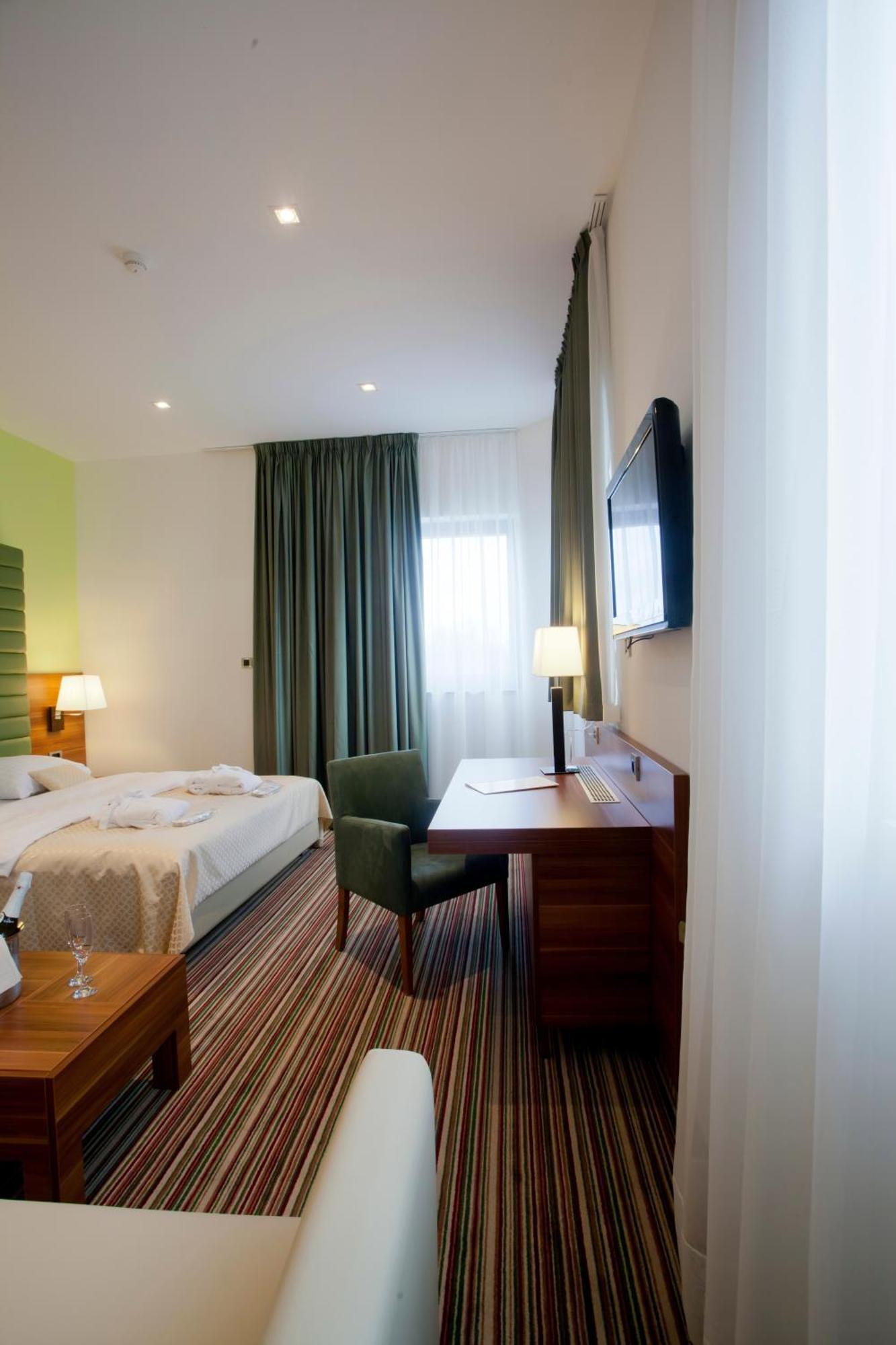 Hotel Sport Ivanić-Grad Eksteriør bilde
